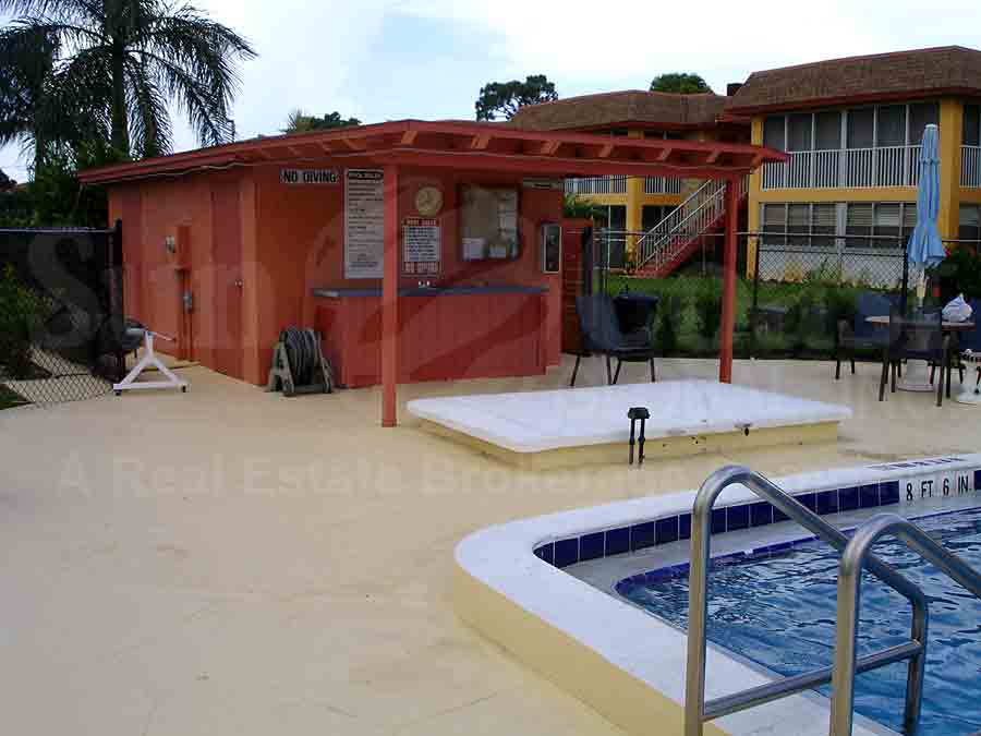 SORRENTO VILLAS Community Pool and Cabana